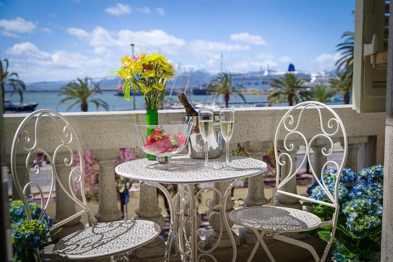 Waterfront Suites Cagliari Exterior foto