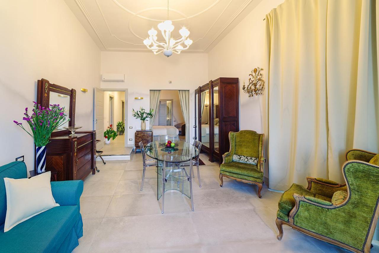 Waterfront Suites Cagliari Exterior foto